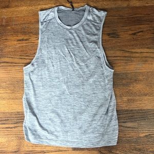 Men’s Lululemon tank size medium